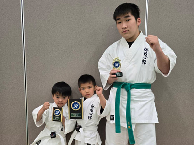 ��9��@�����{��蓹�I�茠���